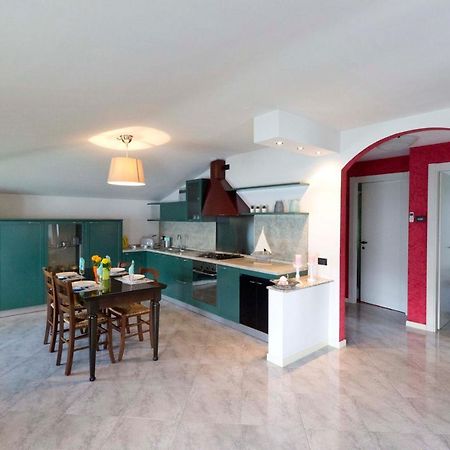 L'Ora Apartment Marone Exterior photo